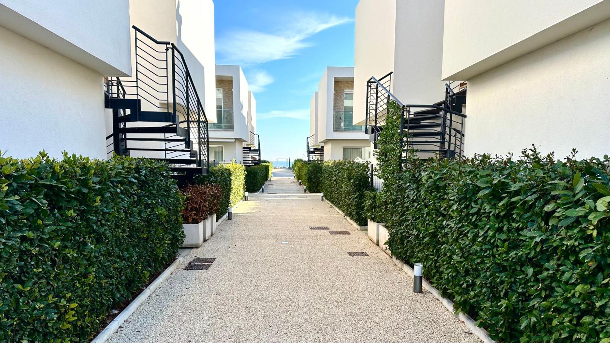P020 - Porto Recanati, Nuovo Trilocale Con Giardino Eksteriør billede